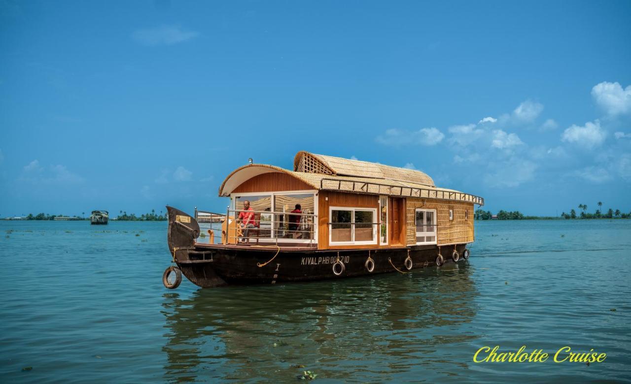 Charlotte Cruise House Boat Hotel Alappuzha Exterior photo